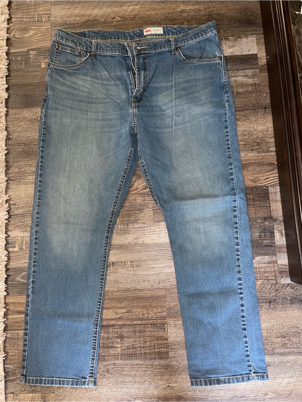 Men's Wrangler Light Blue Denim Jeans - Classic Straight Fit